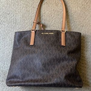 MK purse in great condition